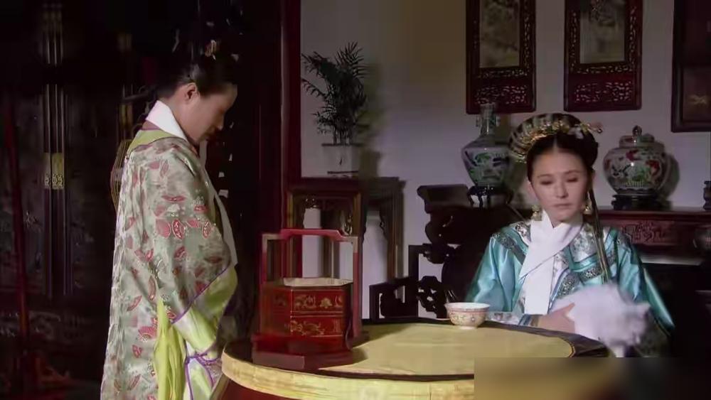 辛芷蕾一句话，揭开了《延禧攻略》不敢说的秘密：蒋欣之后，再无华妃。你去看辛