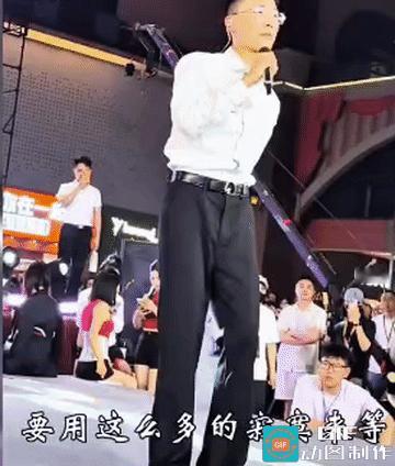 郭有才爆火，就是华语乐坛最大的耻辱！全国巡演，濮阳遭万人围堵、水泄不通，我