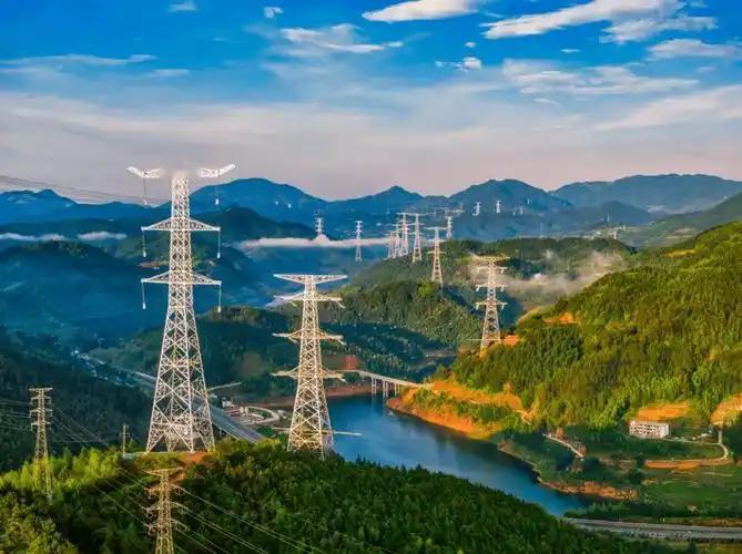 中国正在进行一场悄无声息的能源革命，这场革命的主角不是光伏板也不是风力发电机，而