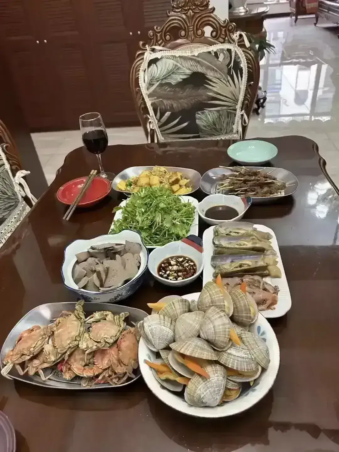 同事说，是沿海城市中等家庭的标配晚餐