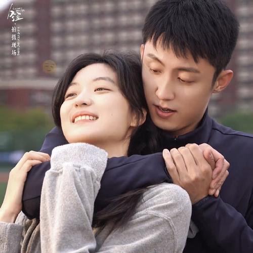 刚嗑完孙千和陈飞宇，这孙千马上就被黄景瑜官宣二搭了。孙千和任何高于1.88米