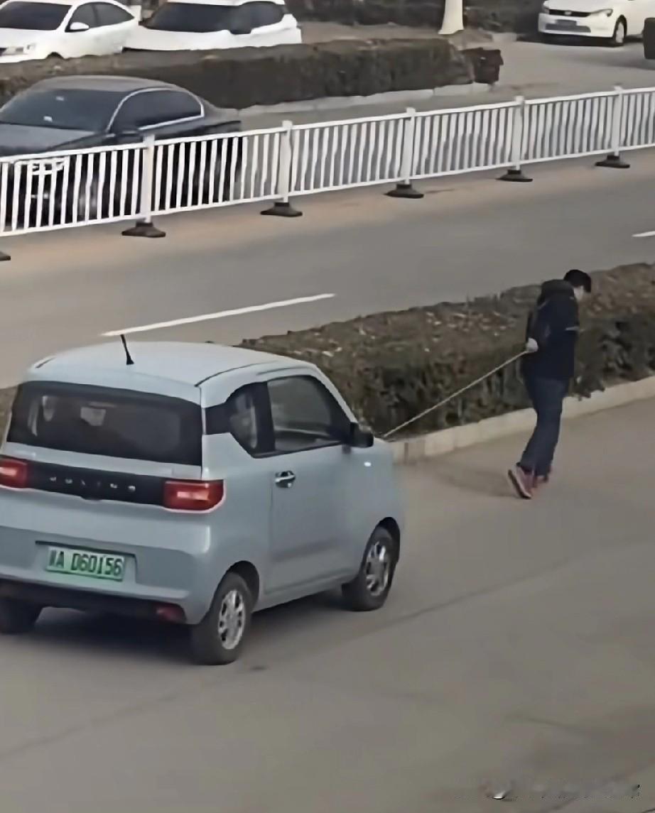 自从买了剁椒鱼头，拖车代驾再没赚过我的钱！快来看这操作！一车主的“剁椒鱼头”