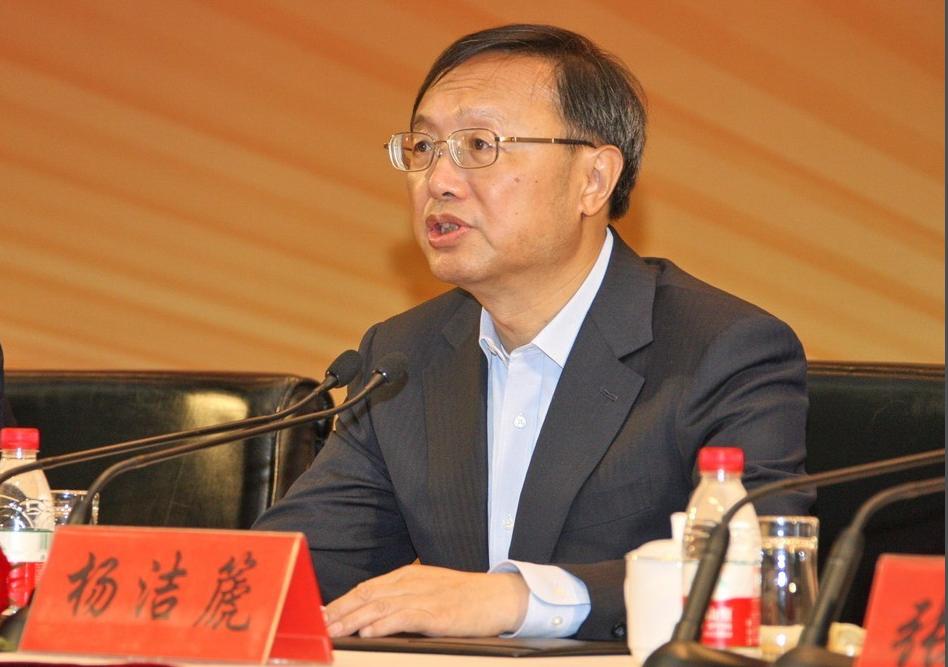 四年前，我们就已经摊牌了！杨洁篪部长的话，记忆犹新。 说白了，与外国多年打交