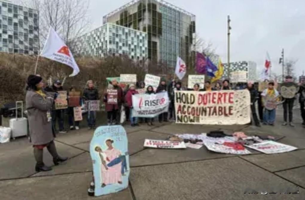 周日，“毒战受害者”驳斥了关于其出席国际刑事法院菲律宾前总统罗德里戈·杜特尔特指