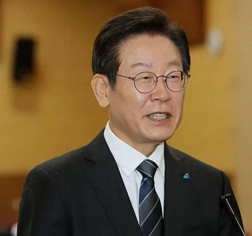 绝不允许“亲华派”上台！美国使出下流手段，韩国上下目瞪口呆这李在明，和那些一
