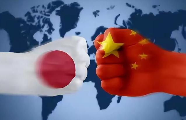 打日本是要怎么打呢？听了军事专家张召忠的分析，觉得说的很技巧！打之前要考虑日美