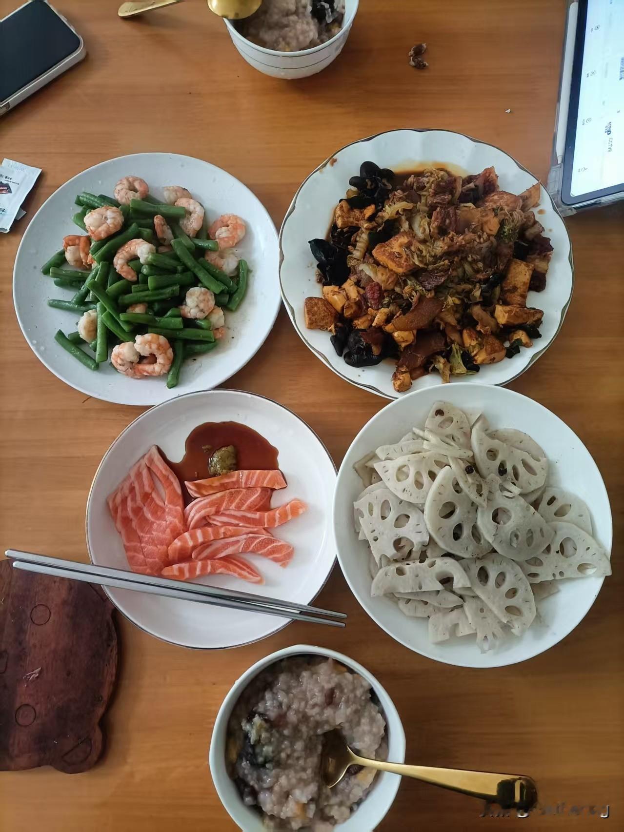 有网友问我2万公里的老豪车能不能买？你得搞明白老豪车到底是个什么玩意儿？我们所理