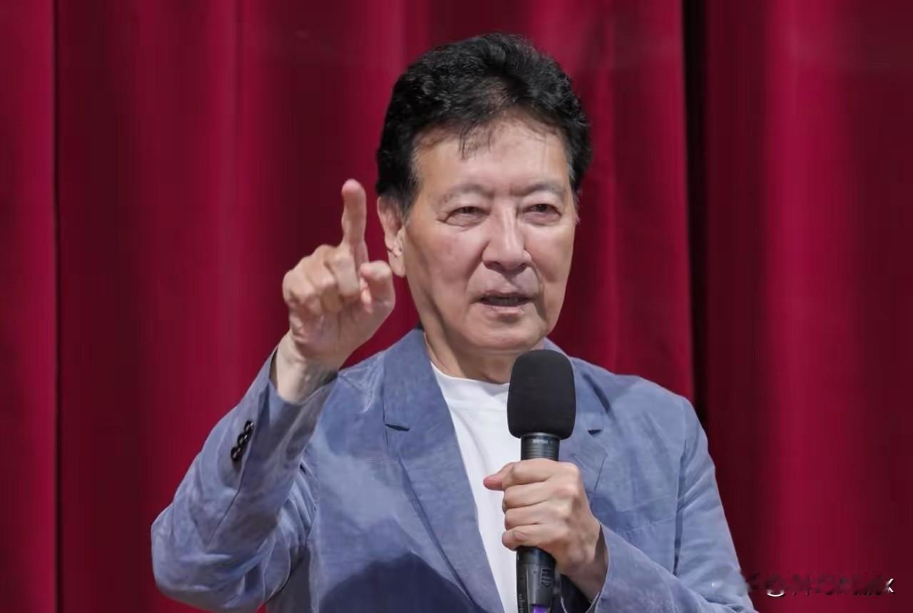看来国民党针对赵少康发的声明没起作用，赵少康今天（4日）又跑出来大放厥词了。
