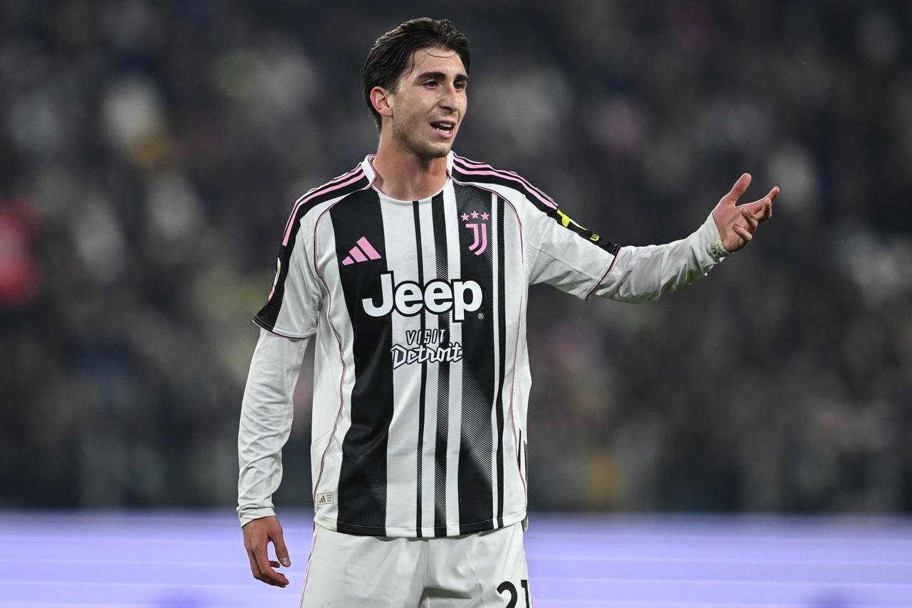 【米雷蒂成为尤文内部讨论的焦点】斯帕莱蒂上任后，米雷蒂在对阵博德闪耀、帕福斯