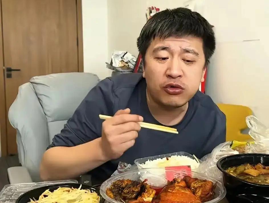 张雪峰的离世，说句不怕得罪人的话，我觉得他跟大多数成功人士有一样的通病，那就