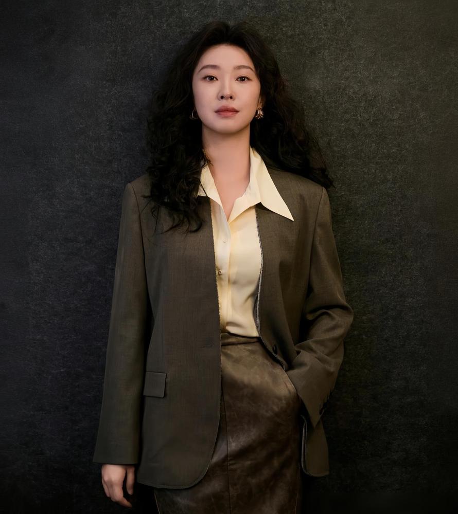 终于有人敢说大实话了！一位影视圈资深制片人直言：王佳佳现在口碑这么好，根本不是靠