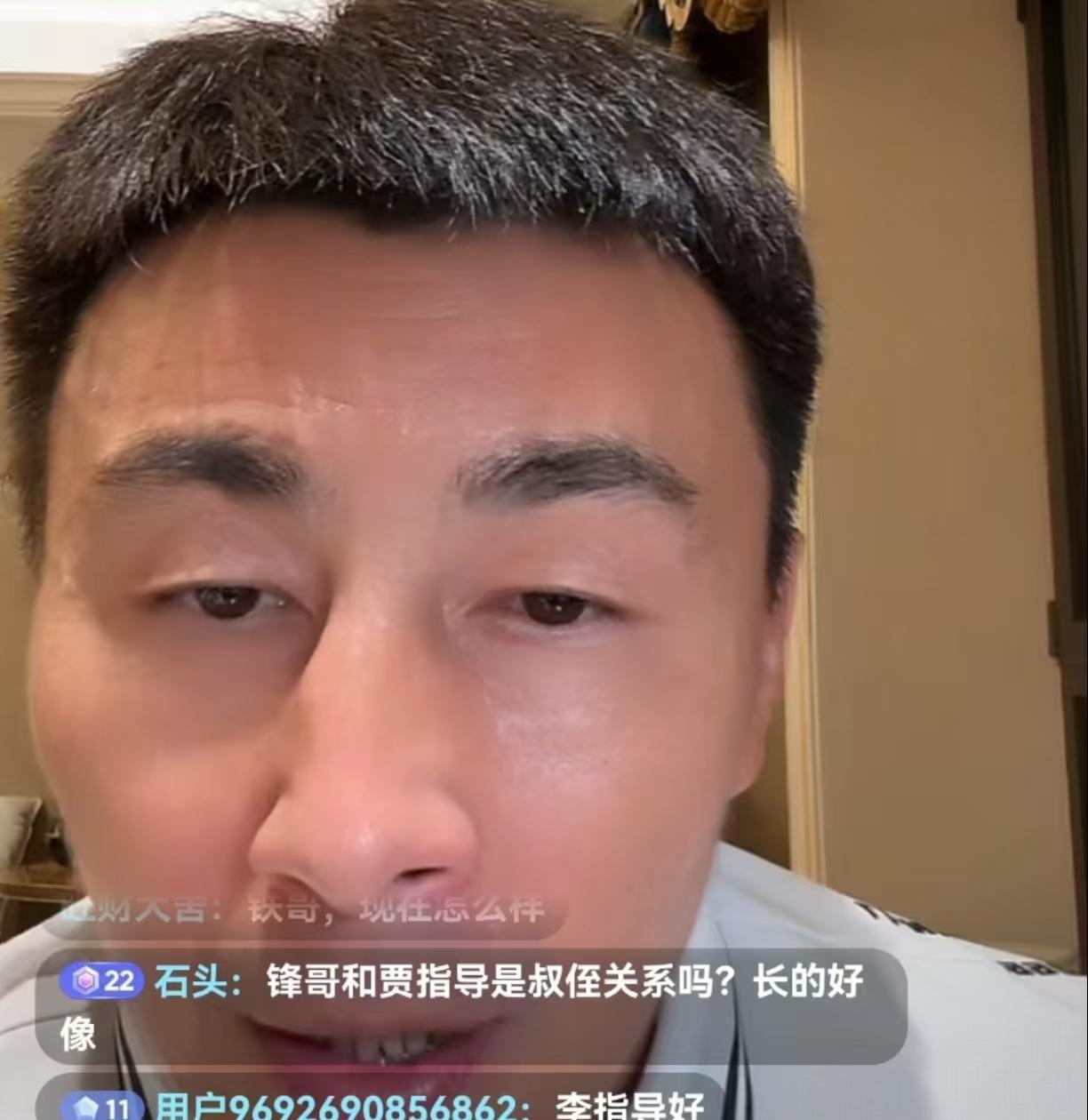 前国脚李玮锋承认，他和范志毅的搭档应该是中国足球历史上中后卫组合的巅峰了。这俩人