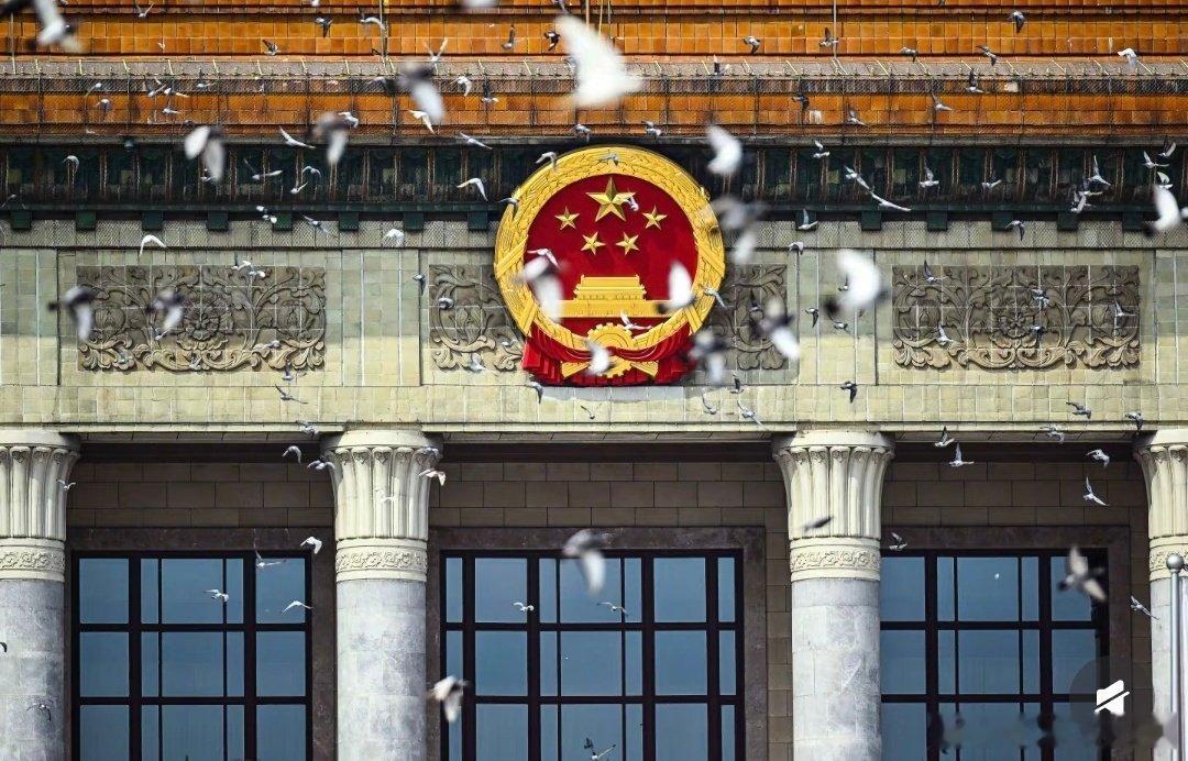 #刘学义沈月中国1927开机合照##刘学义林锦岐#作为刘学义的粉丝，一直希望他能够接一部爽剧然后就接