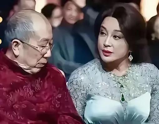 年龄段不同的男人，喜欢的女人也不一样。不要以为，所有男人都喜欢年轻女人。过了5