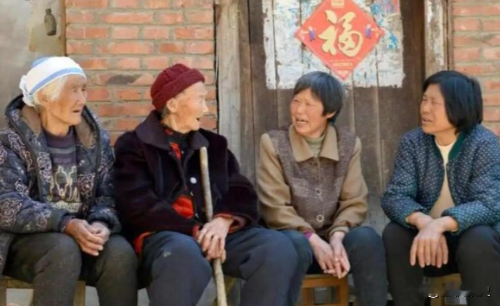 养老金是给老百姓养老的吗？国务院发展研究中心原副主任刘世锦曾经大胆直言：7%（部分机关事业单位退休人