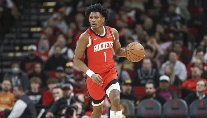 根据知名记者ShamsCharania报道，据消息人士透露，NBA将于3月24