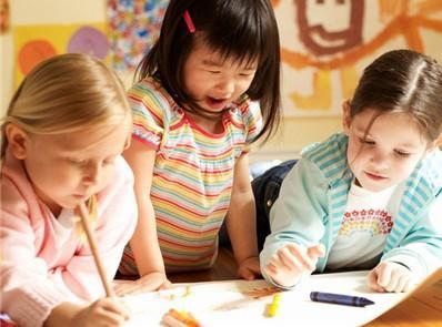 孩子的这3种性格在学校里面容易不受欢迎, 看看你家的孩子是吗