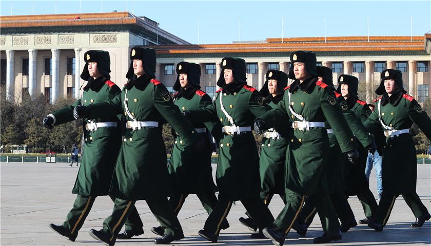 军改之后，军官的提升发展呈现出“前慢后快中间稳”的态势。所谓“前慢”，是指尉官阶