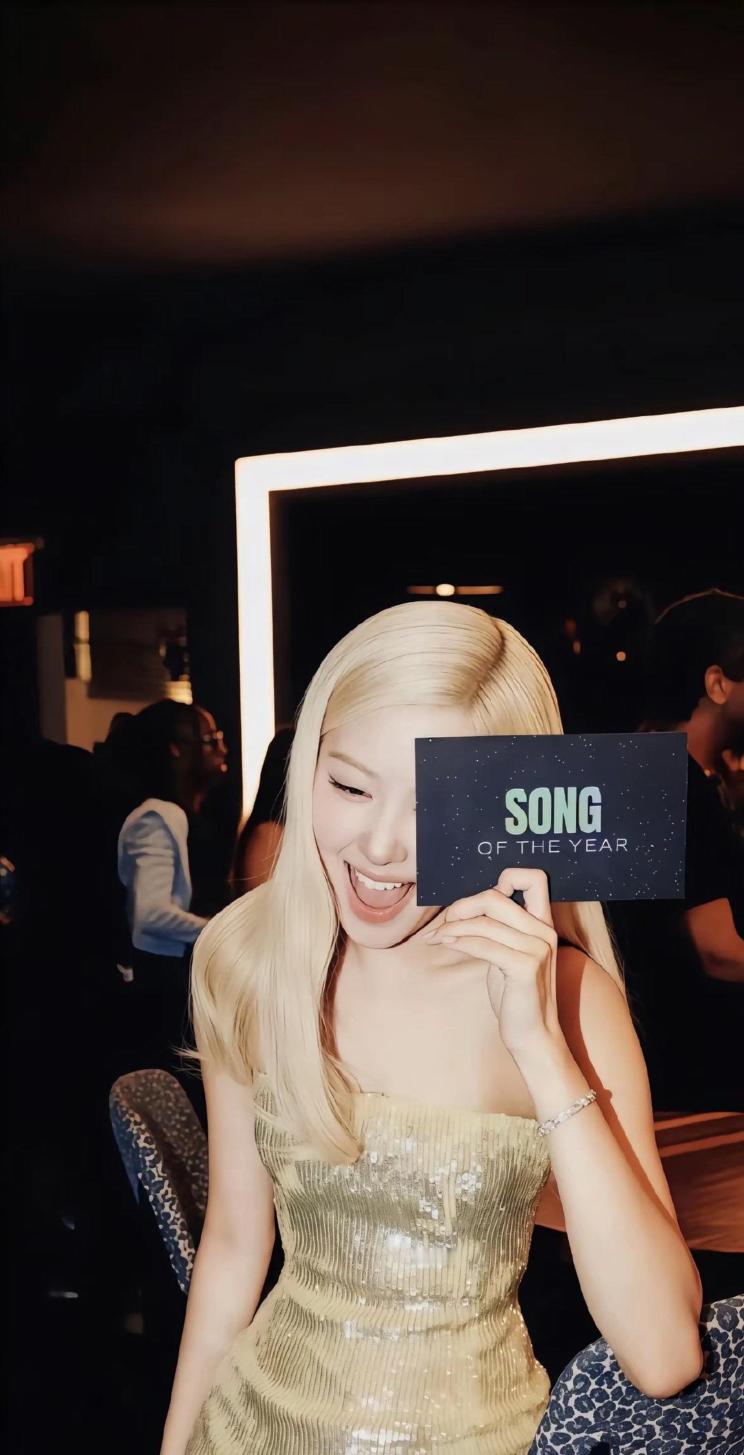 彩英壁纸#ROSÉ##朴彩英##rosé##澳洲野玫瑰##朴彩英壁纸##朴彩英kpop女二#​