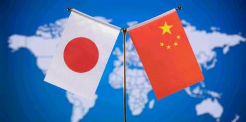 日本众议院议员中山泰秀表示，要对中国进行反威慑！2月25日，在中国反制日本20家