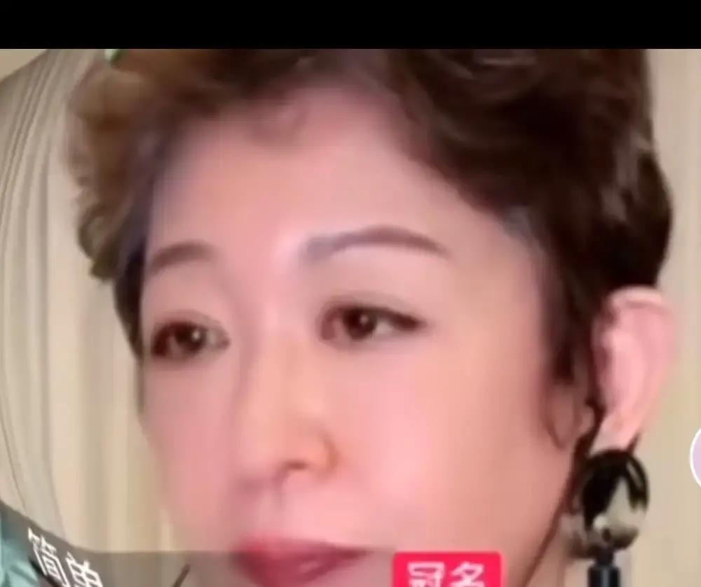 张兰汪家恩怨大反转？从同看孙子到医美互呛，流量密码玩得太溜谁能想到张兰和汪家的