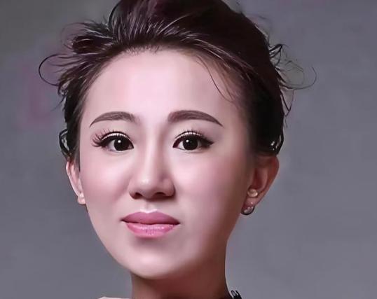 丫蛋有三个孩子，大儿子王天琦是她与前夫王金龙所生，于2011年出生。离婚后，王天