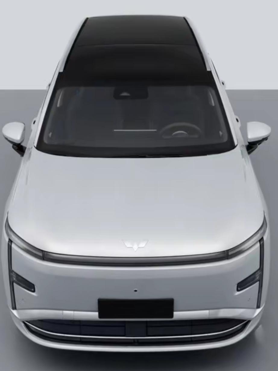 五菱又放出新车五菱星光L的照片。对于这台车我是非常的感兴趣，因为这又是一台五米级