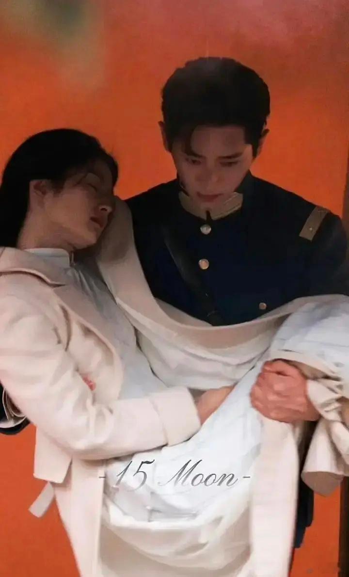 王楚然和张凌赫这组路透是真的神不过丞磊和徐若晗貌似复刻失败了