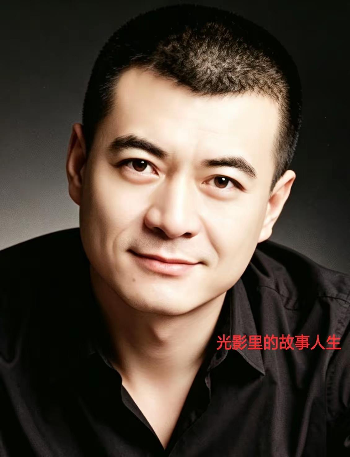 著名影视演员、话剧表演艺术家，甘肃兰州人，1971年6月16日生，出身普通工人家