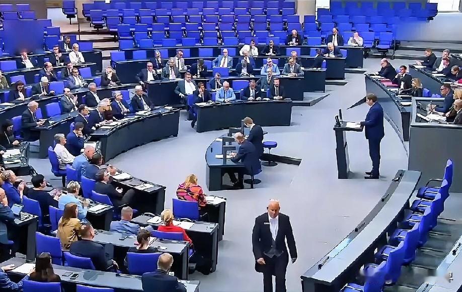 1月29日晚上的最新消息速报全都不容错过，第四条：欧盟外交负责人表态预计推进