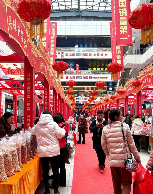 今年别当大冤种, 过年除了不买衣服, 这几样也别再添置了