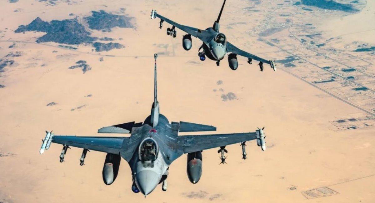 F-16如何用拦截导弹？击败Houthis，APKWS系统！108架敌机被击