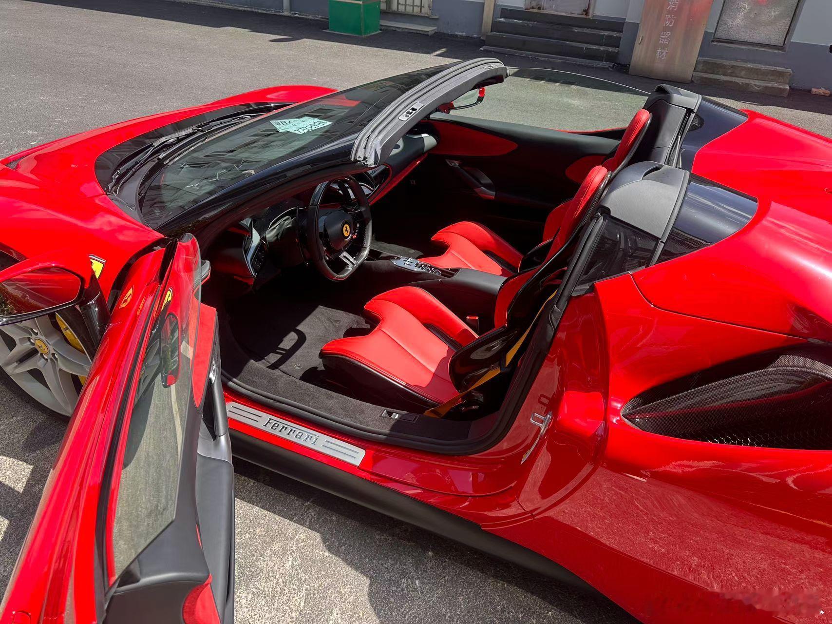法拉利SF90Spider，24年落户，1890公里
