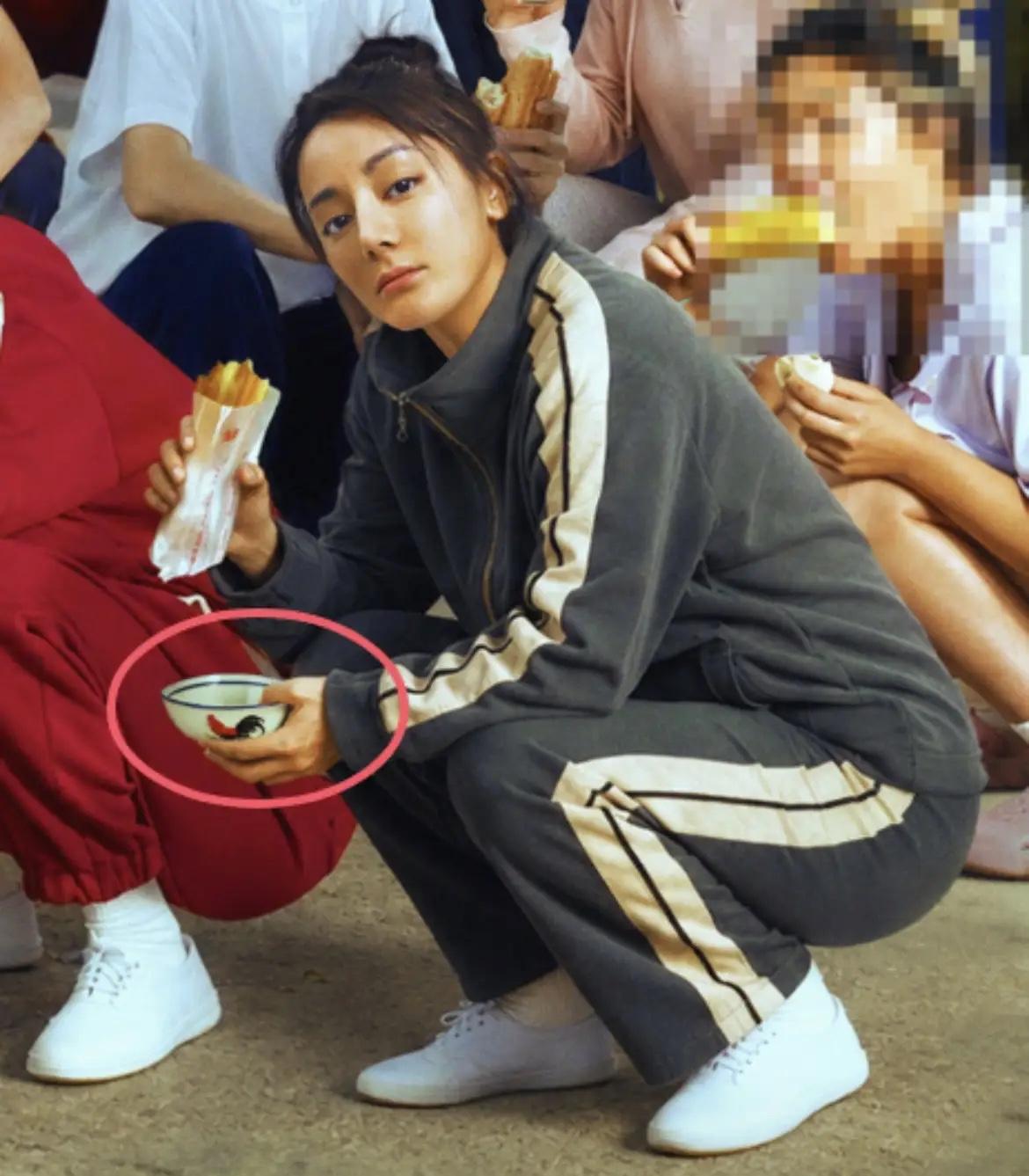 周星驰有着一个很难改掉的特殊癖好，几乎伴随他一生的电影拍摄。因为只要是由他参与拍