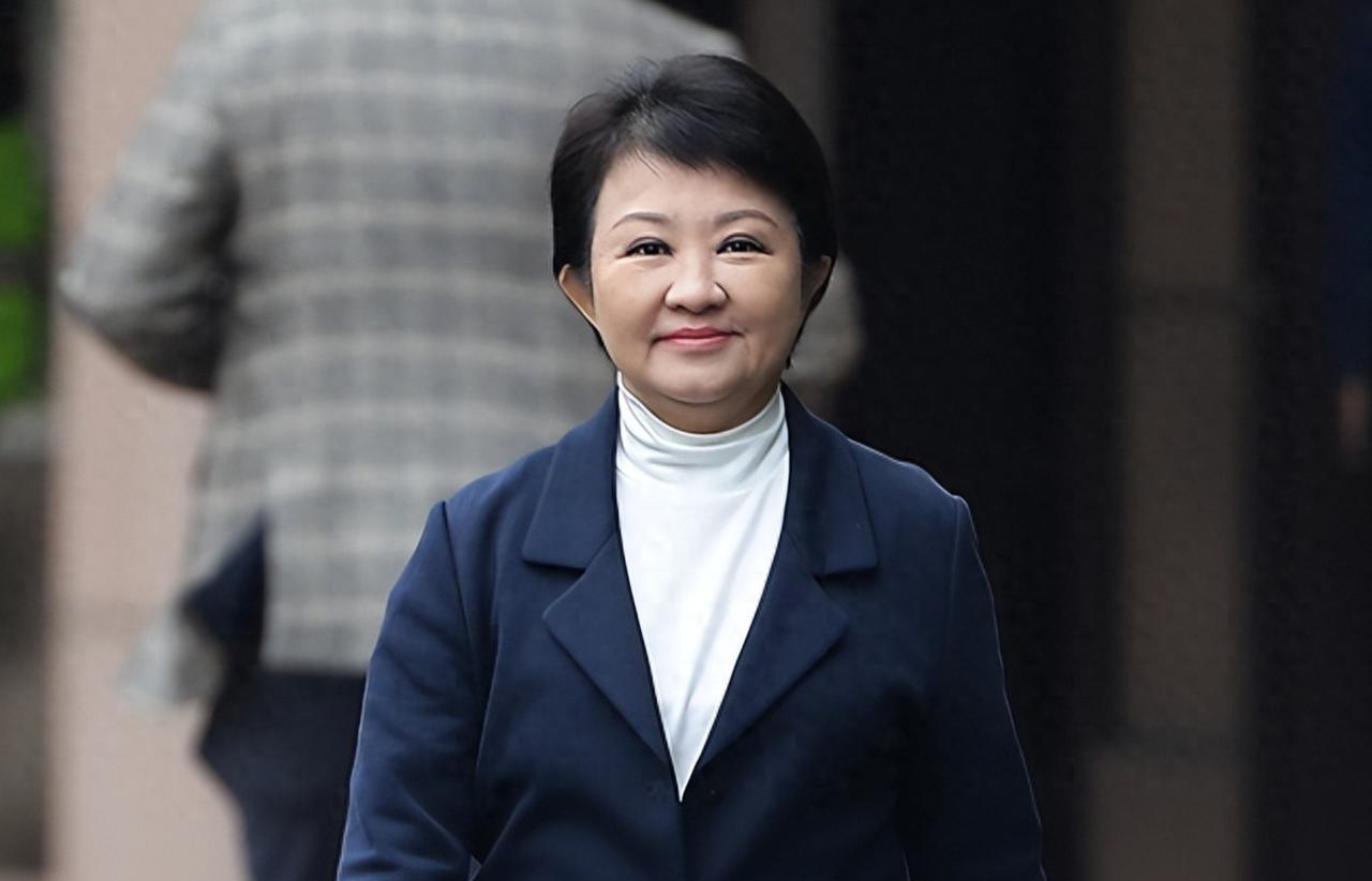 【赖当局连“汉人”一词都要删，引发岛内不满】岛内认知战升级，赖清德如今连“汉人