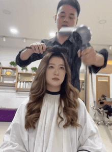 这次真的可以笑着走出理发店了