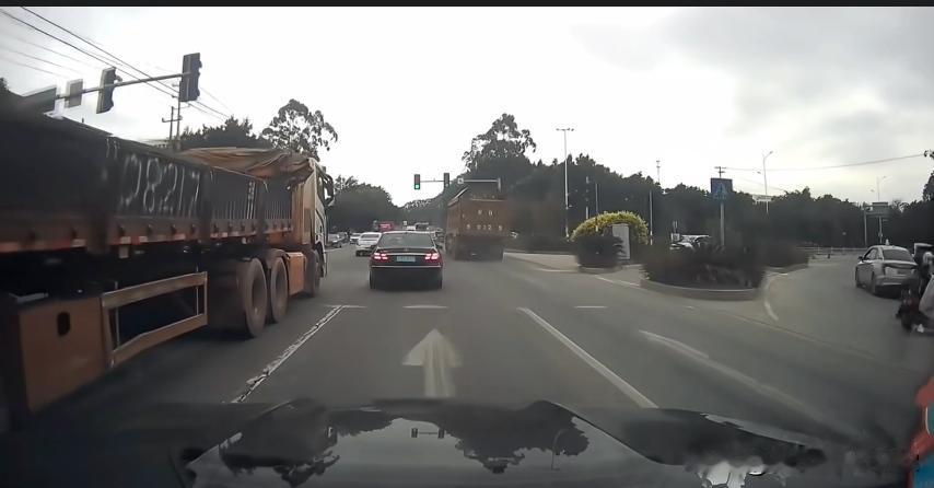 3·15实锤！共享电单车飙到75km/h？315晚会曝光租赁电动自行车行业违规