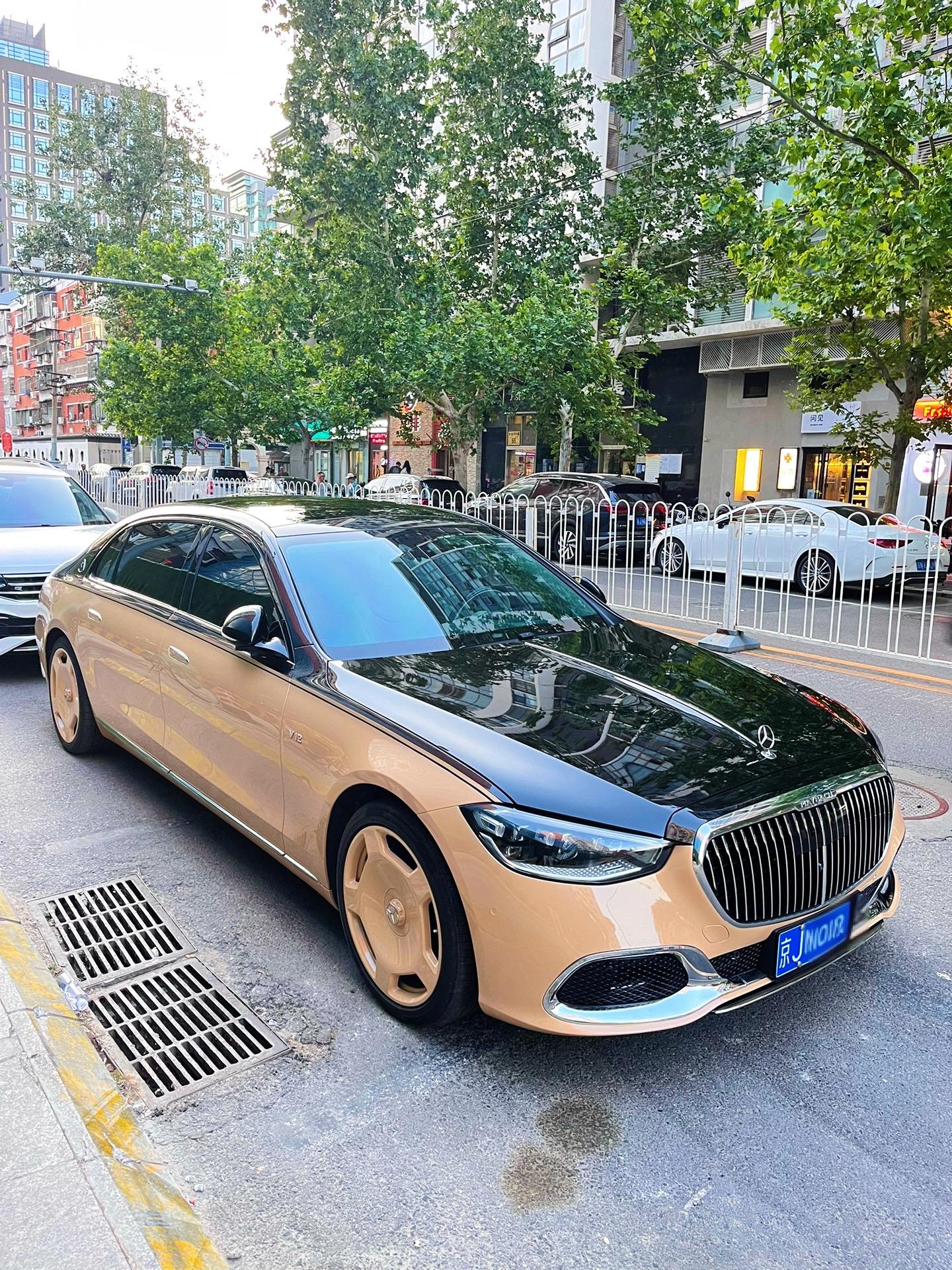 北京行。😍全球限量150台LV联名迈巴赫S680 男生减速带 各种车...