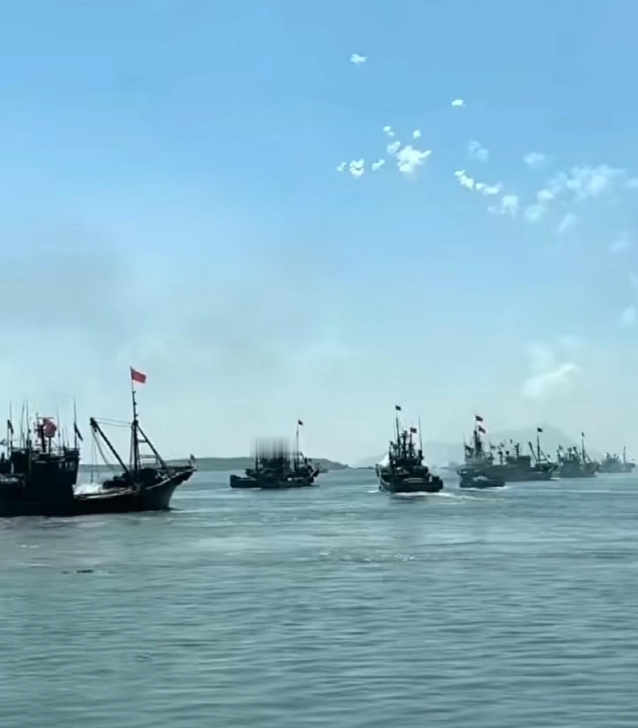 青岛最好的时候来了今天开始开海，大量海鲜开始上市游客也都回家了，路上也不堵车天气