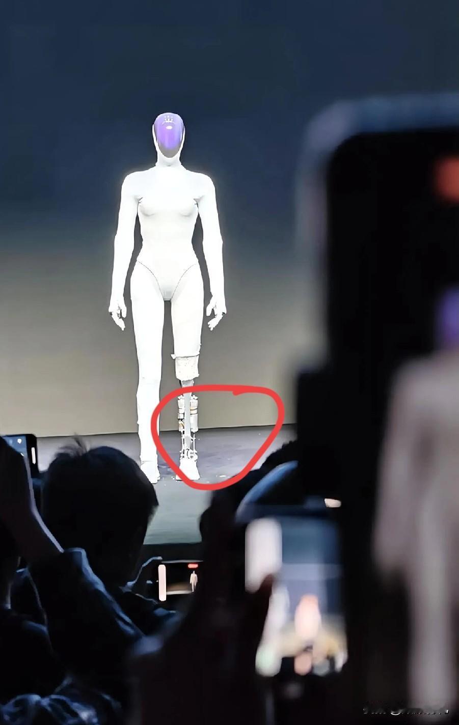 2025年11月6日，小鹏汽车在“X9超级增程技术发布会”上，为回应全新一代IR