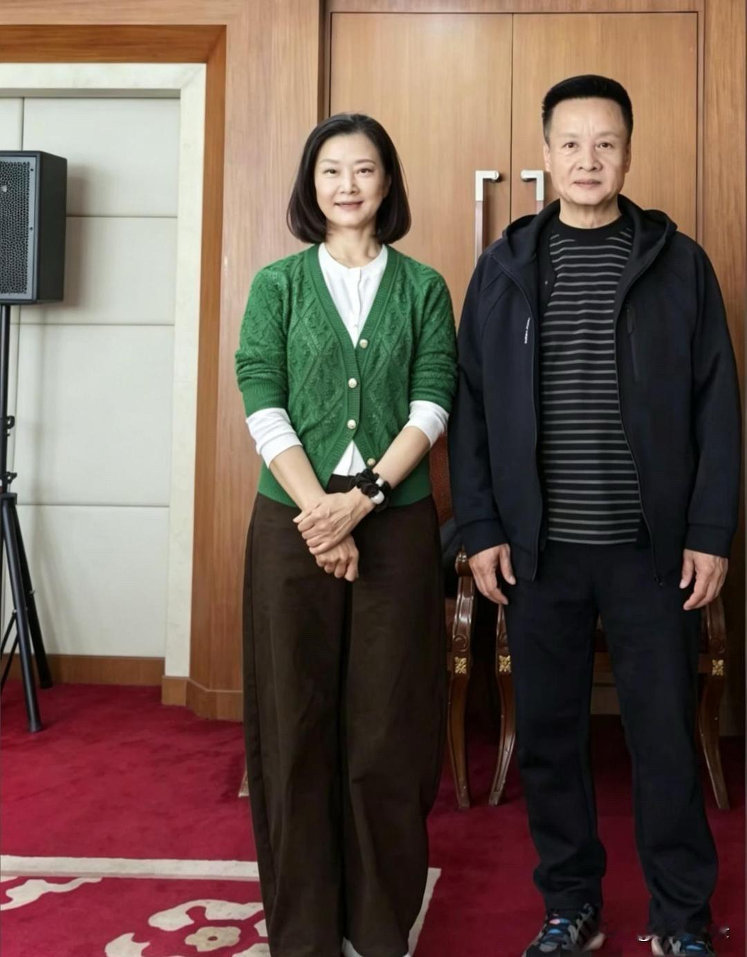 宋祖英近照曝光！昔日辣妹子，变成了慈祥奶奶，这才是人生赢家！