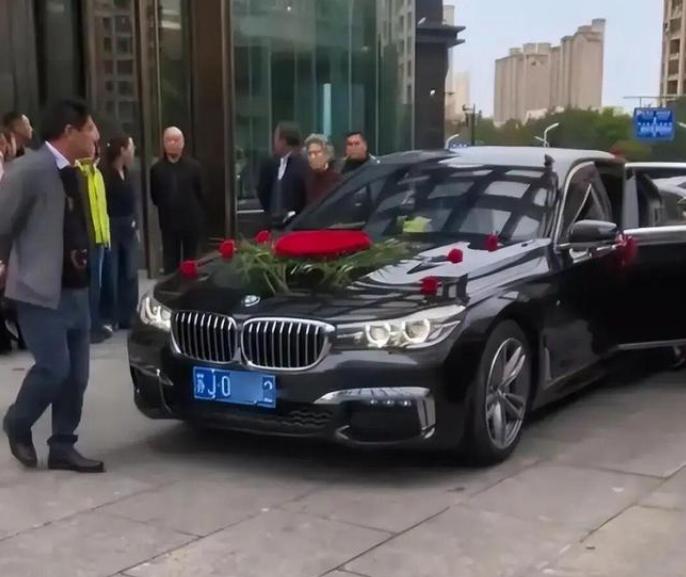 “这个父亲才是人间清醒！”女子结婚当天，说好的20万彩礼，婆家却只给40000，