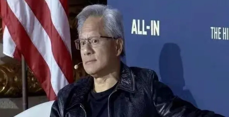 我们是缺芯片但我们不是傻子。前两天吹黄仁勋吹得有多狠现在就打脸打的多严重！卖
