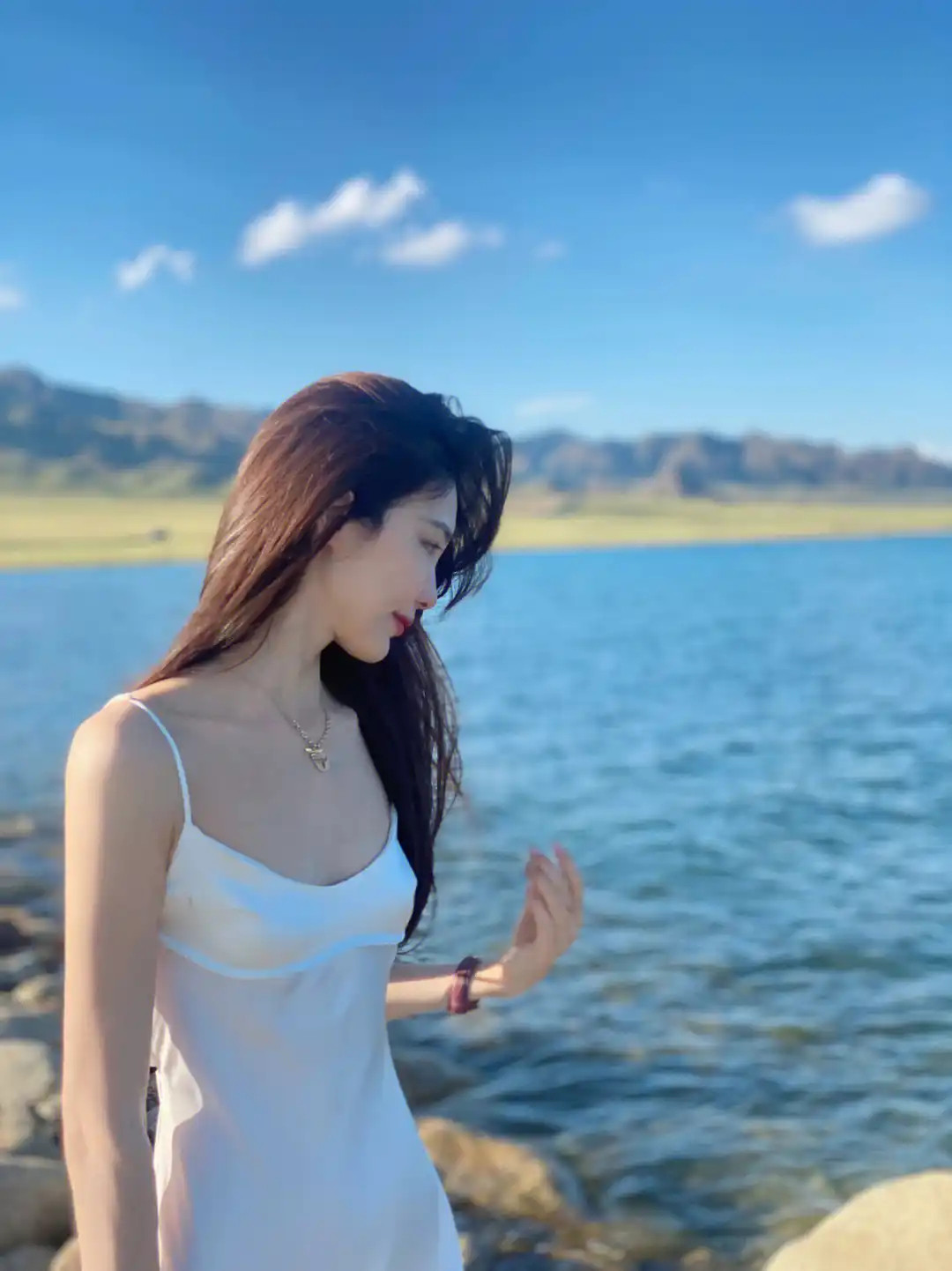 赛里木湖人这一辈子，有机会总要去一趟赛里木湖吧！​​​