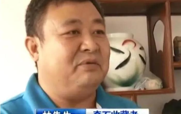 “什么？就这样一个小石头价值1.5亿？”2003年，青岛男子捡到一个“熊猫奇石”