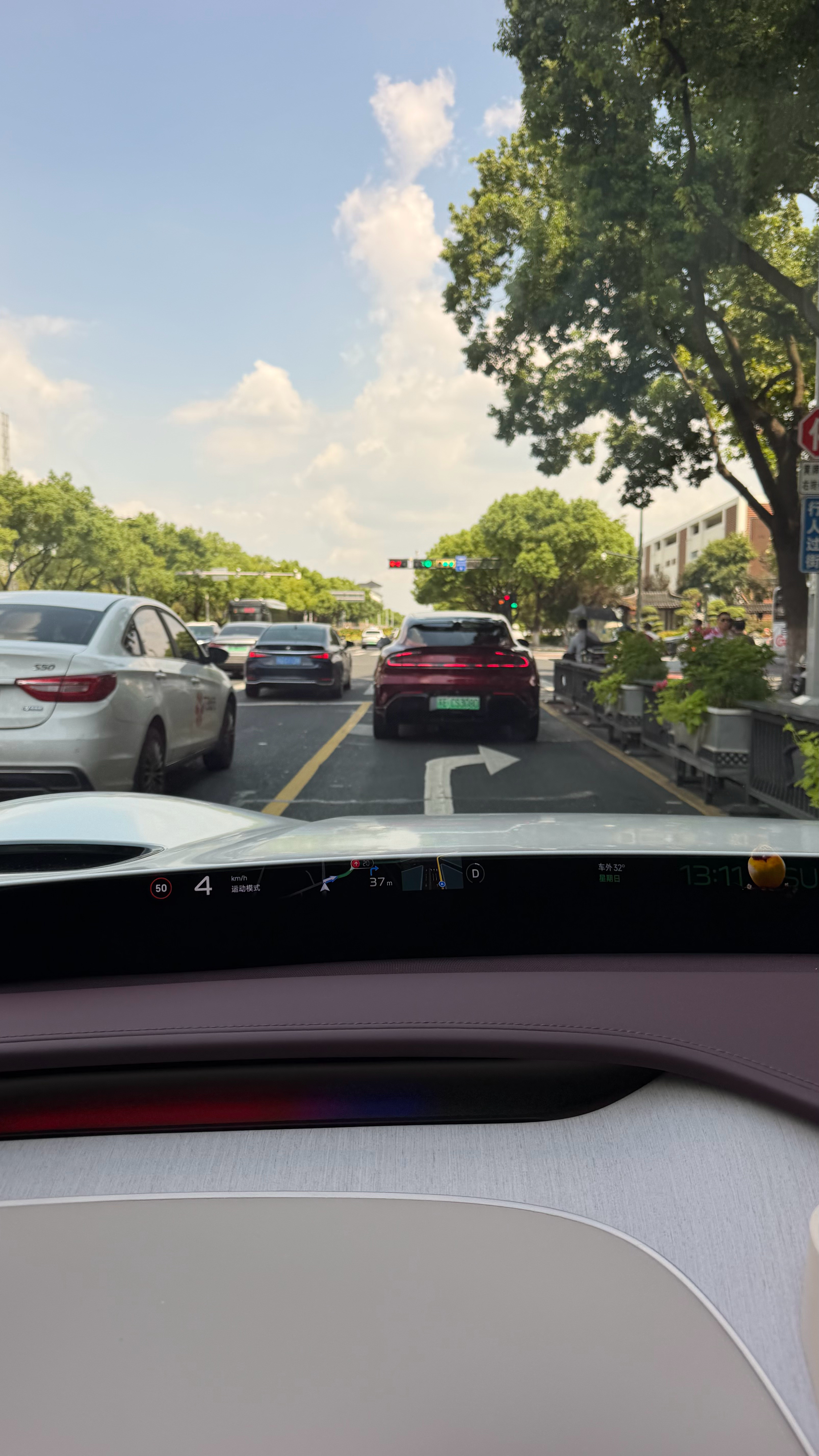 姑苏遇到了小米YU7GT，真的帅[捂脸哭]，诶，梦中情车小米汽车​​​
