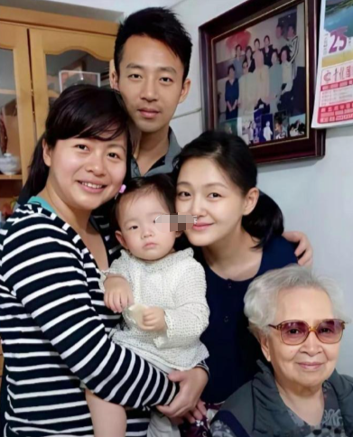 大S那个时候可真漂亮啊