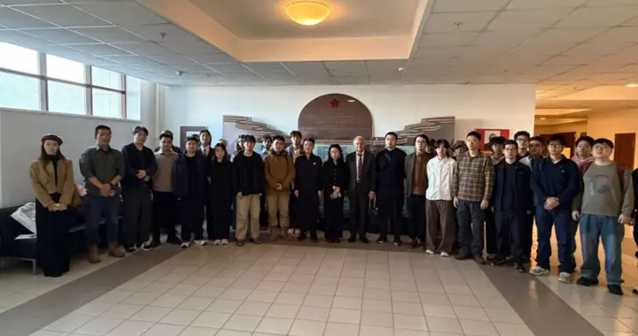 最新! 披旭日旗的中国留学生已被遣返, 莫斯科大学表示将尽快公布开除决定