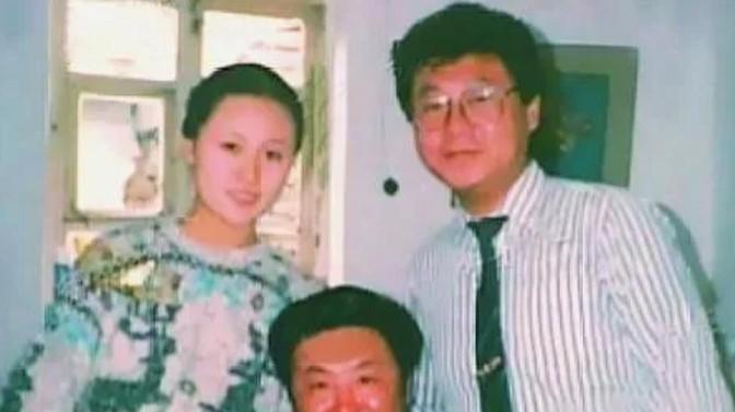 1988年，范伟和一位小护士相亲时，他点了一桌菜，结果女孩连筷子都没拿起来。范伟