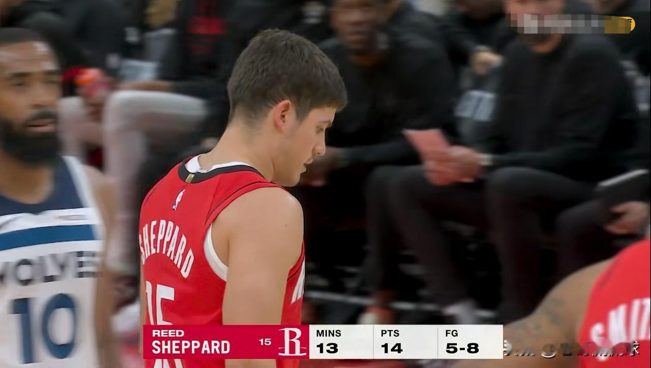 我强烈建议火箭主帅乌度卡将谢波德提上首发！在今天火箭主场以110：105战胜森林